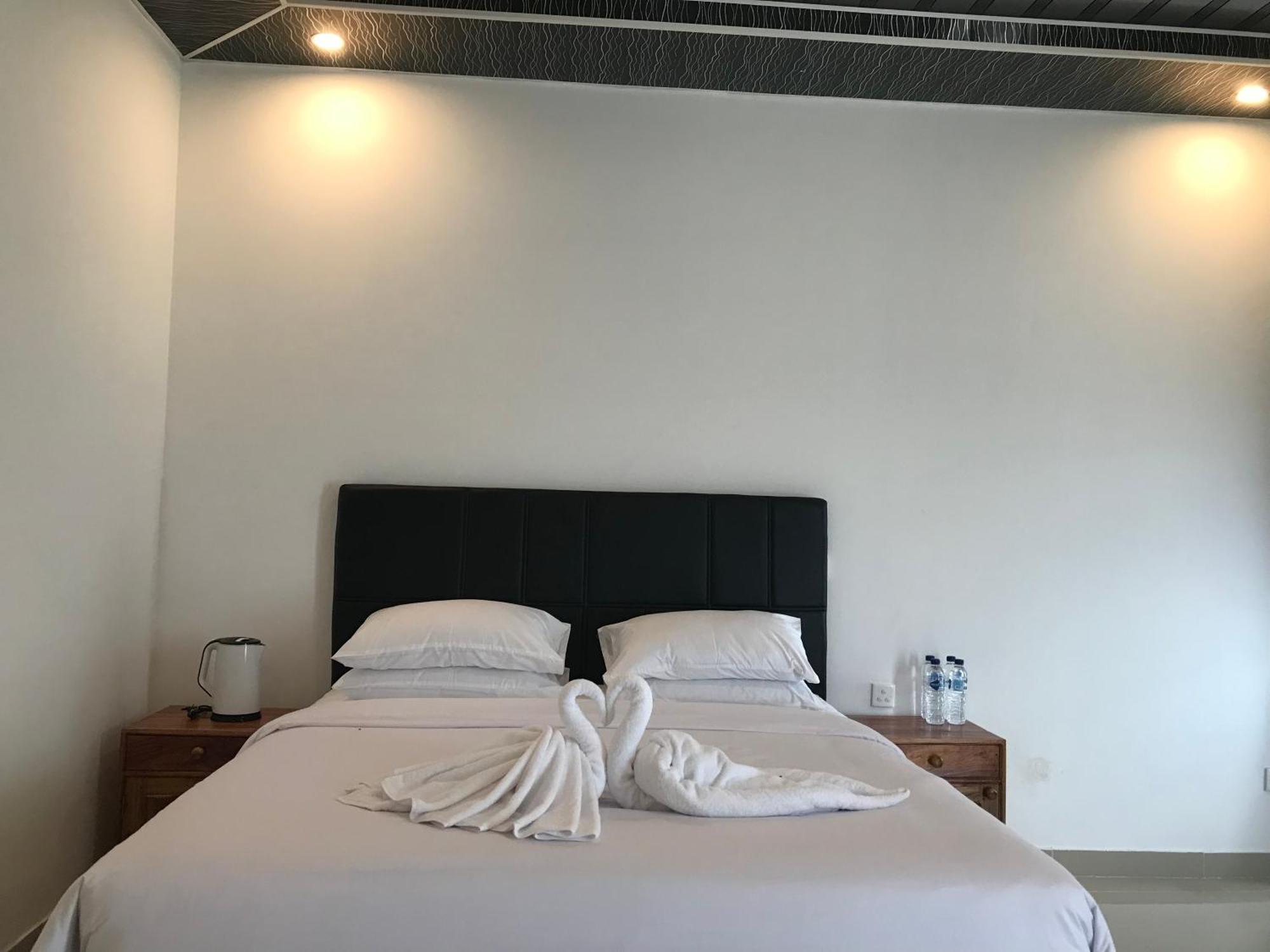 Pohon Purba Resort & Restaurant Labuhan Pandan 外观 照片