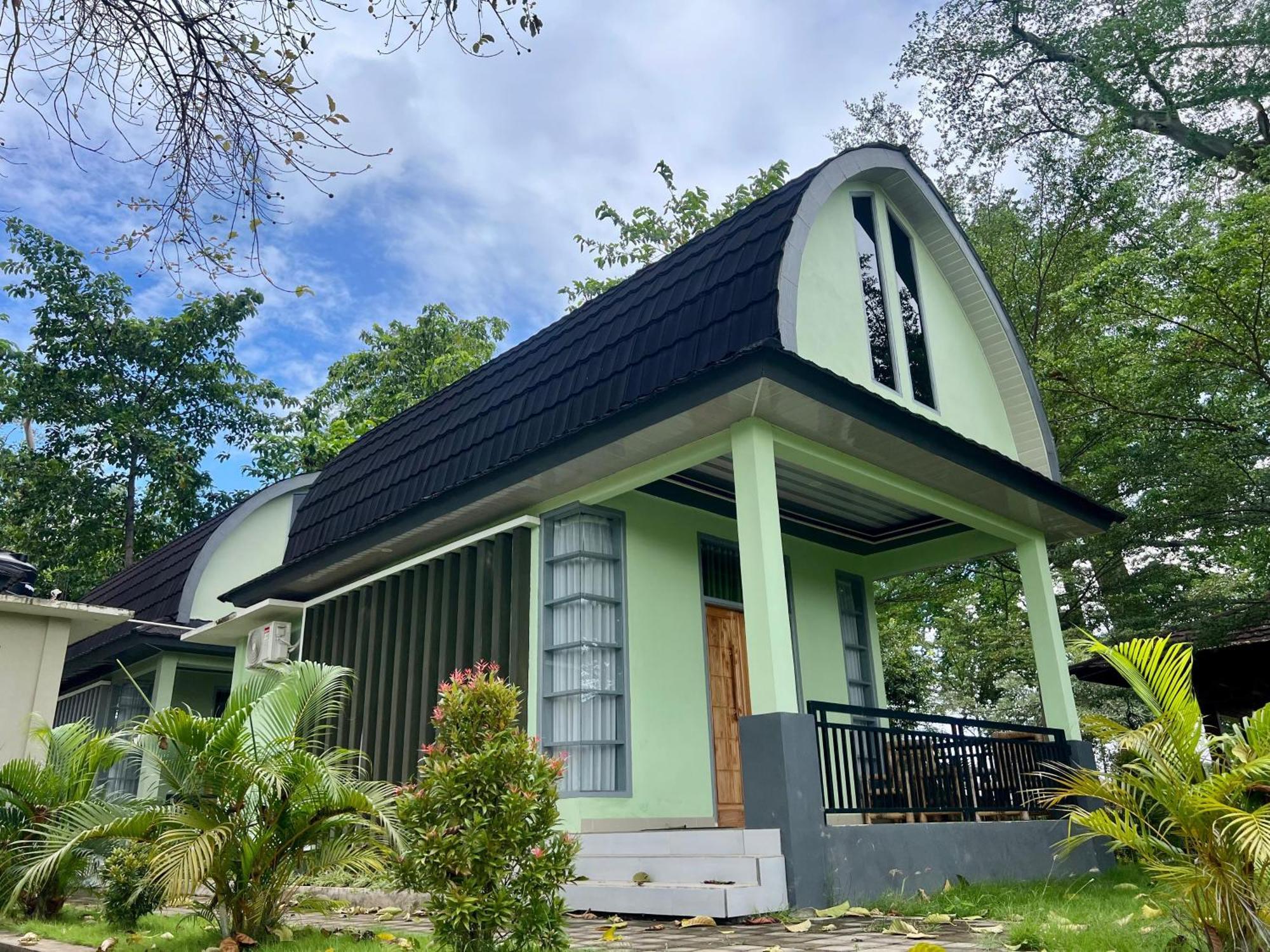 Pohon Purba Resort & Restaurant Labuhan Pandan 外观 照片